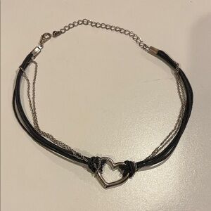 Elegant Silver and Black Heart adjustable choker Necklace